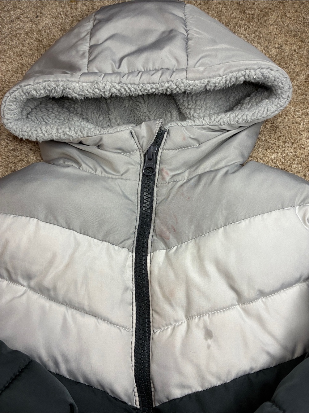 Swiss Tech Kids Hooded Puffer Jacket in Light Gray and Charcoal Size 3T - Picture 3 of 14